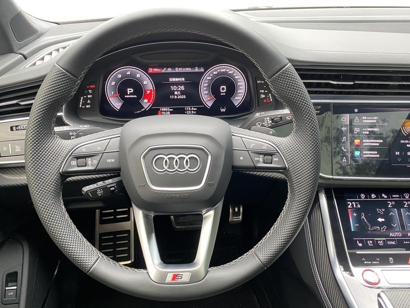 Audi SQ7, 2025 — фото 9 из 12