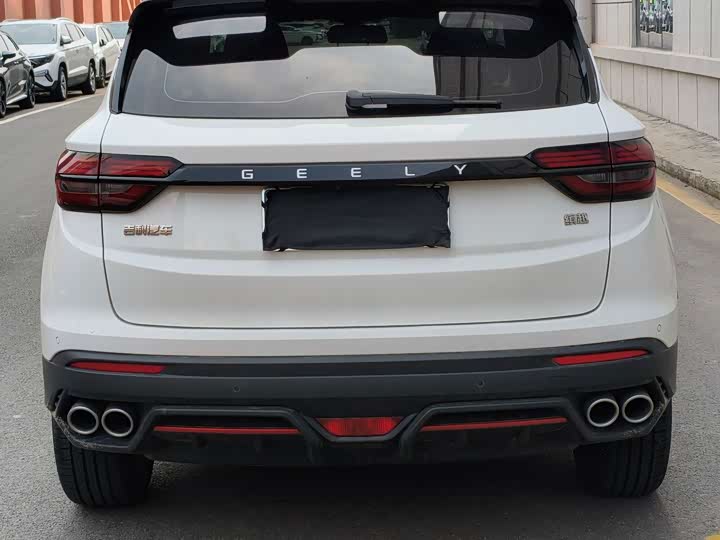 Geely Coolray, 2022 — фото 3 из 9