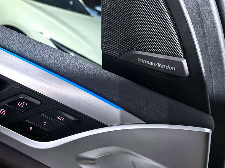 BMW iX3, 2021 — фото 7 из 9