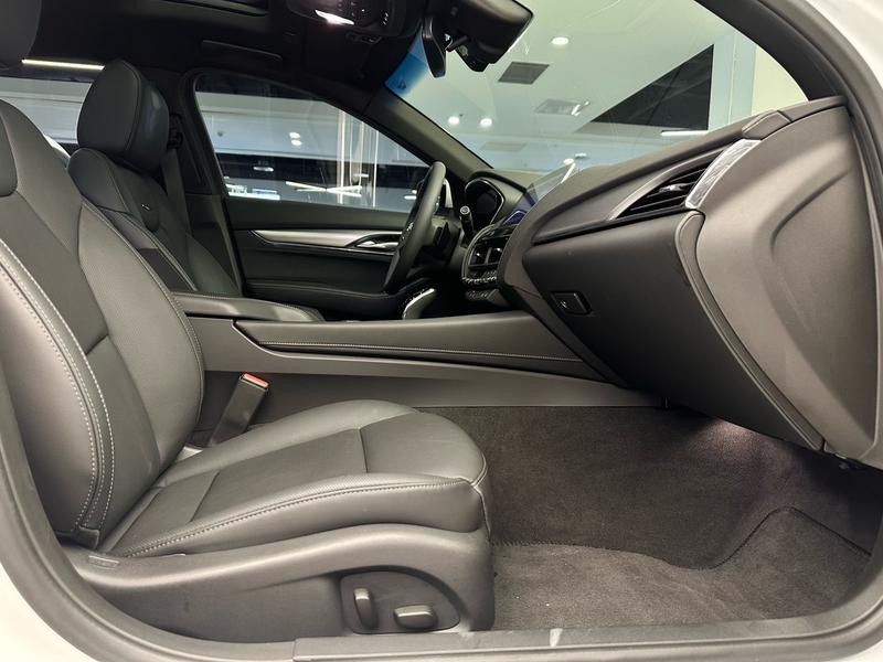 Cadillac CT5, 2022 — фото 9 из 11