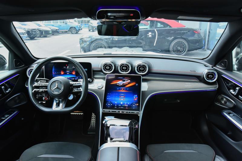 Mercedes-Benz C-Class AMG, 2025 — фото 7 из 12