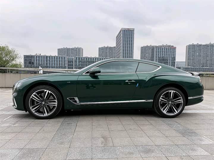 Bentley Continental GT, 2022 — фото 2 из 9