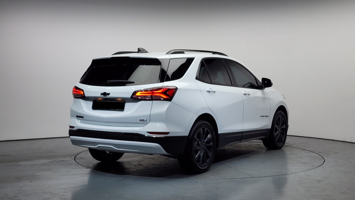 Chevrolet Equinox, 2022 — фото 2 из 12