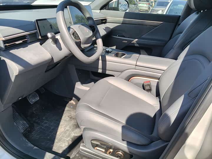 Dongfeng Yipai eπ 008, 2024 — фото 6 из 9