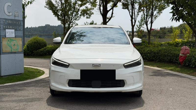 Geely Geometry A, 2022 — фото 2 из 12