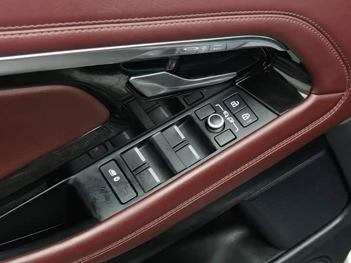 Land Rover Range Rover Evoque L, 2022 — фото 9 из 9