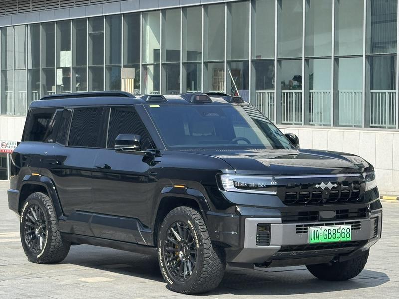 BYD FangChengBao Leopard 8, 2024 — фото 3 из 10