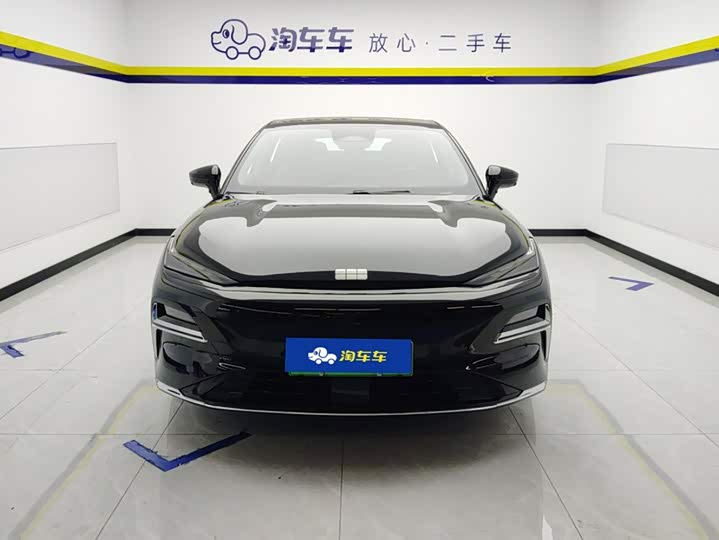 Geely Galaxy Starshine 8 EM-i, 2025 — фото 2 из 9