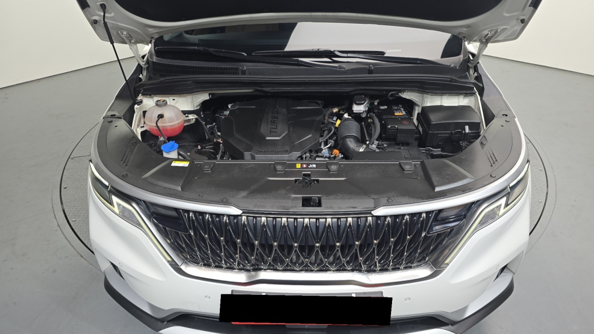 Kia Carnival, 2022 — фото 6 из 12