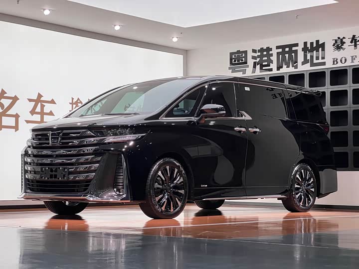 Toyota Vellfire, 2024 — купить в Ульяновске под ключ