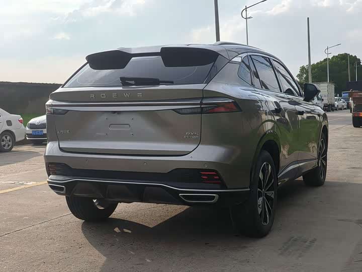 Roewe RX5, 2022 — фото 6 из 9