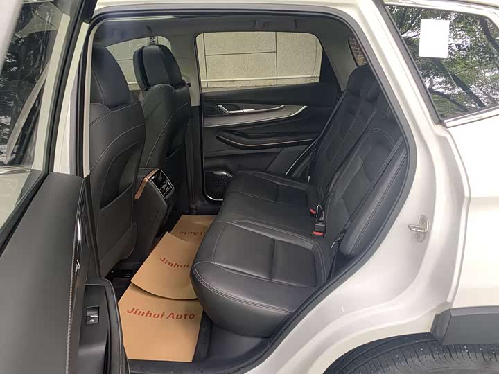 Exeed LX C-DM Hybrid, 2022 — фото 5 из 9