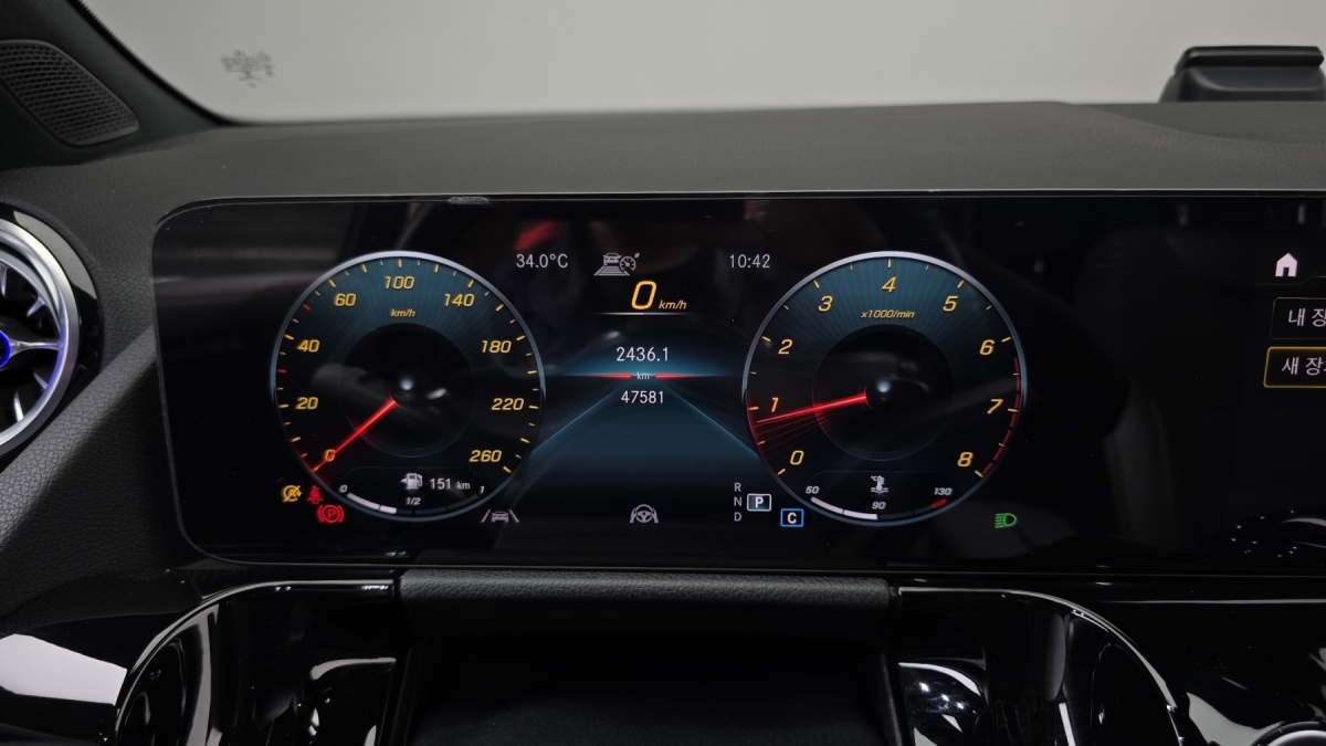 Mercedes-Benz GLA-Class, 2022 — фото 8 из 12