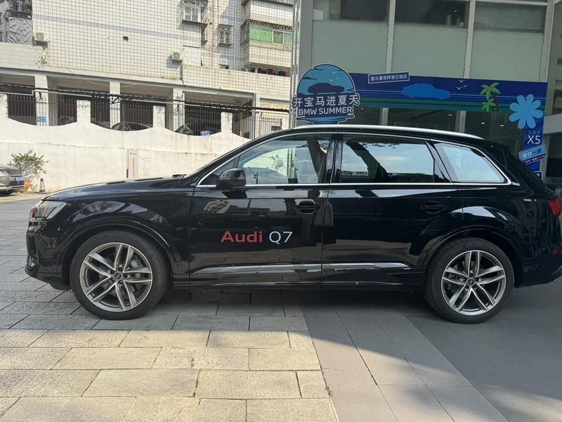 Audi Q7, 2025 — фото 4 из 12