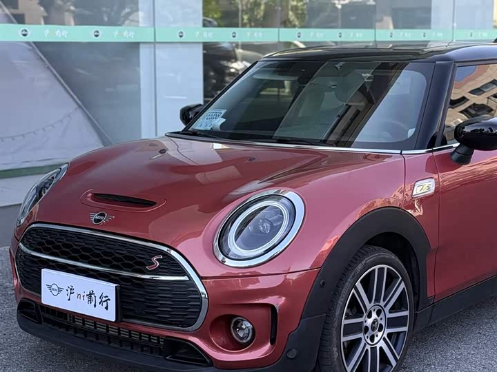 Mini Clubman, 2022 — фото 7 из 12
