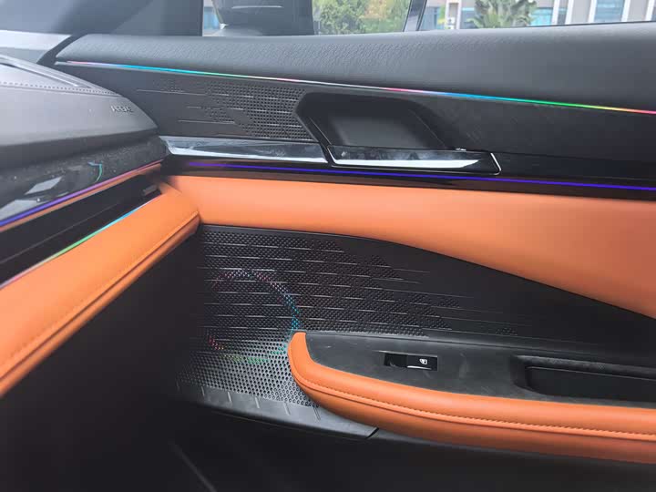 Changan UNI-V, 2023 — фото 8 из 9