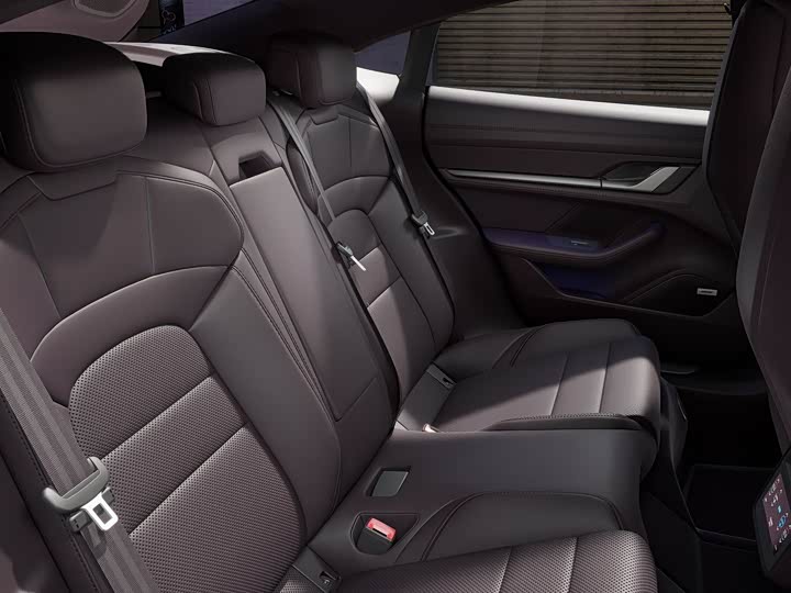 Porsche Taycan, 2025 — фото 9 из 9