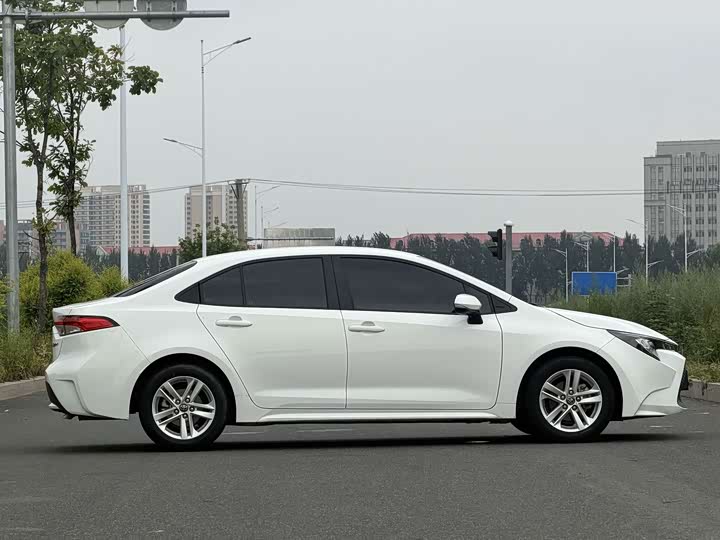 Toyota Levin, 2022 — фото 8 из 9
