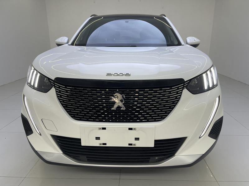 Peugeot 2008, 2022 — фото 2 из 12