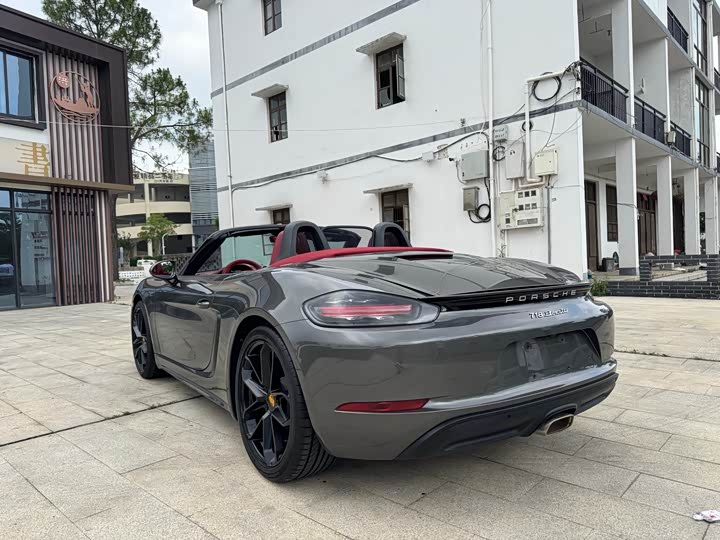 Porsche 718, 2024 — фото 5 из 9