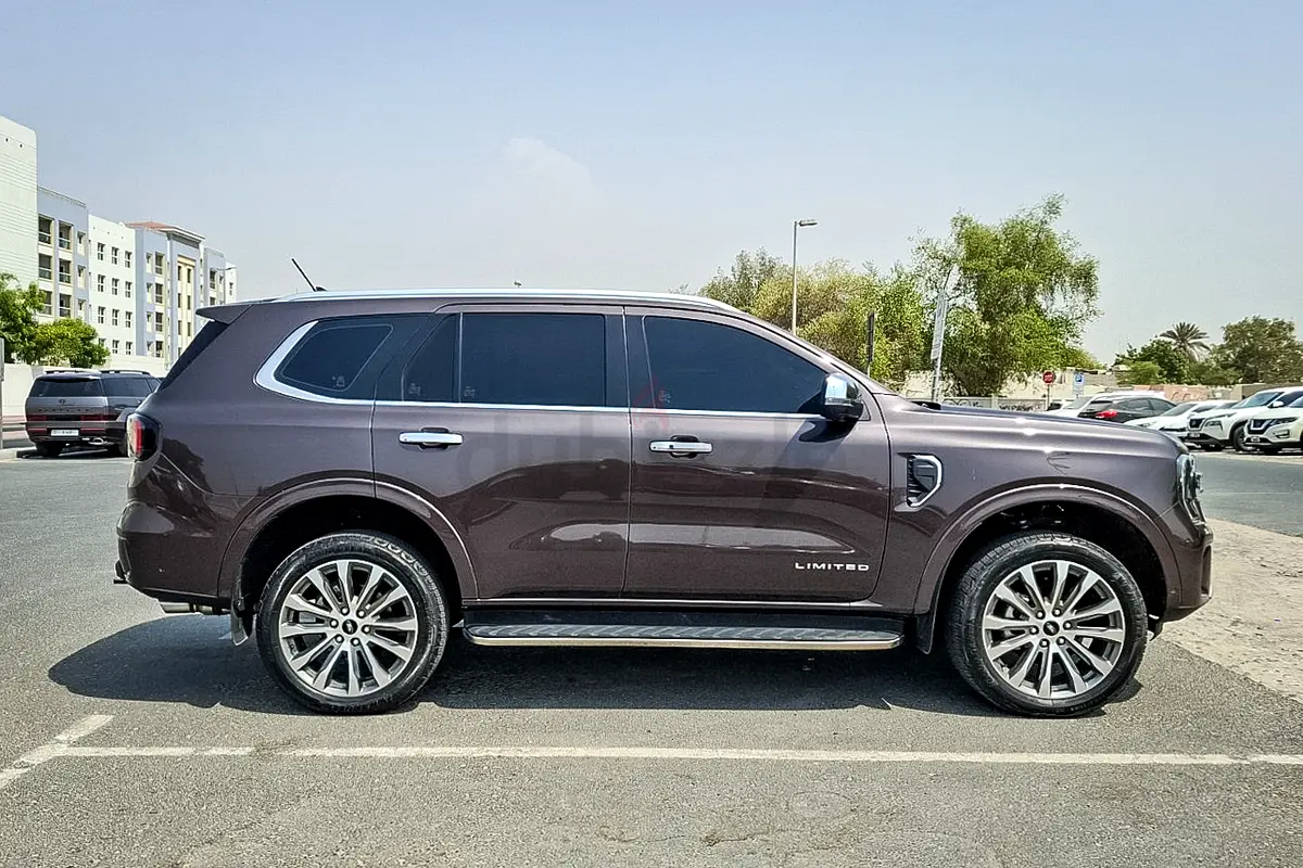 Ford Everest, 2024 — фото 4 из 10