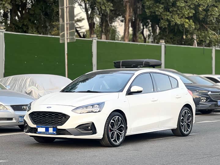 Ford Focus, 2021 — купить в Уфе под ключ