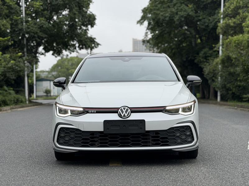 Volkswagen Golf GTI, 2023 — фото 2 из 12