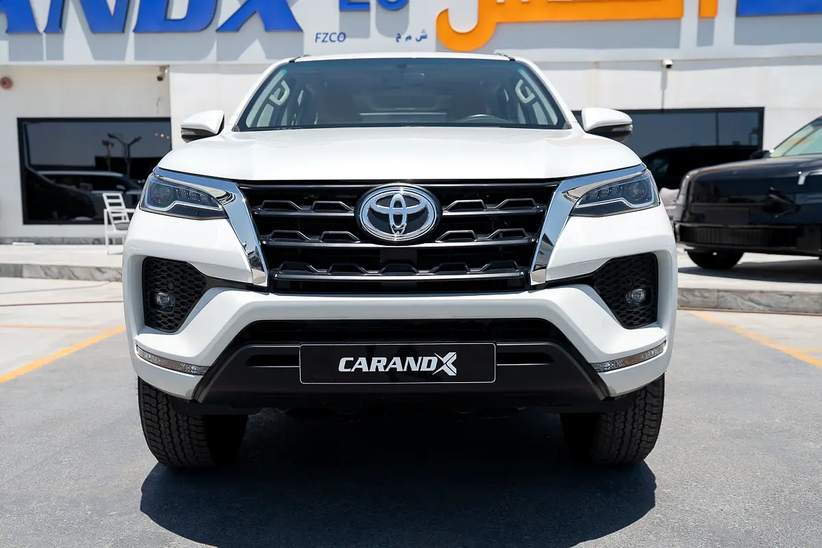 Toyota Fortuner, 2026 — фото 2 из 10