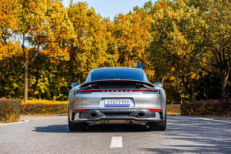 Porsche 911, 2022 — фото 6 из 12