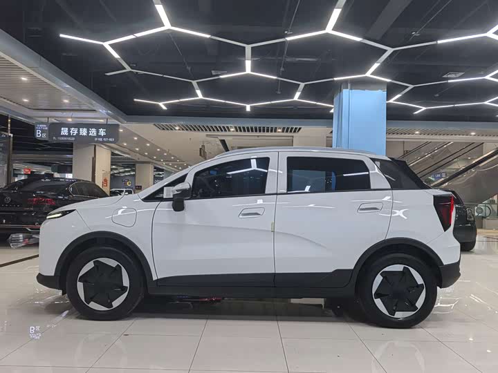 Geely Geometry E Firefly, 2024 — фото 2 из 9