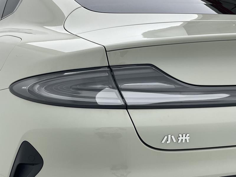 Xiaomi SU7, 2026 — фото 10 из 12