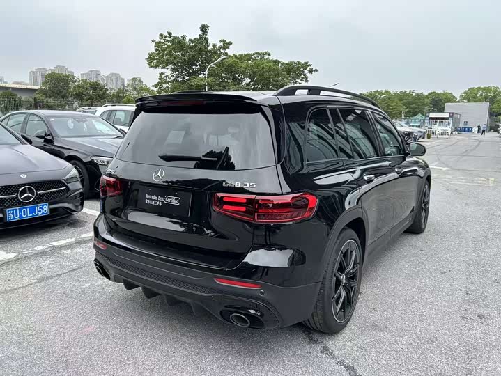 Mercedes-Benz GLB-Class AMG, 2025 — фото 8 из 9