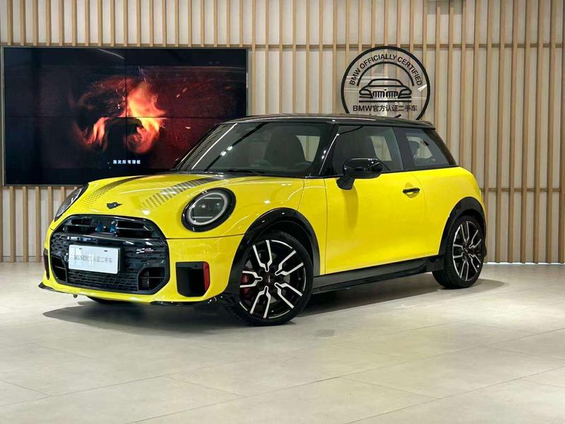 Mini Mini JCW, 2024 — купить в Йошкар-Оле под ключ