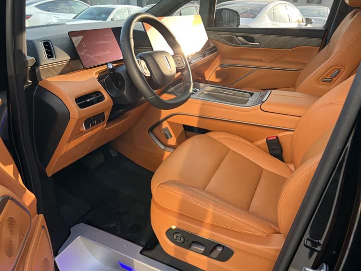 Wey 80 Hybrid, 2025 — фото 9 из 9