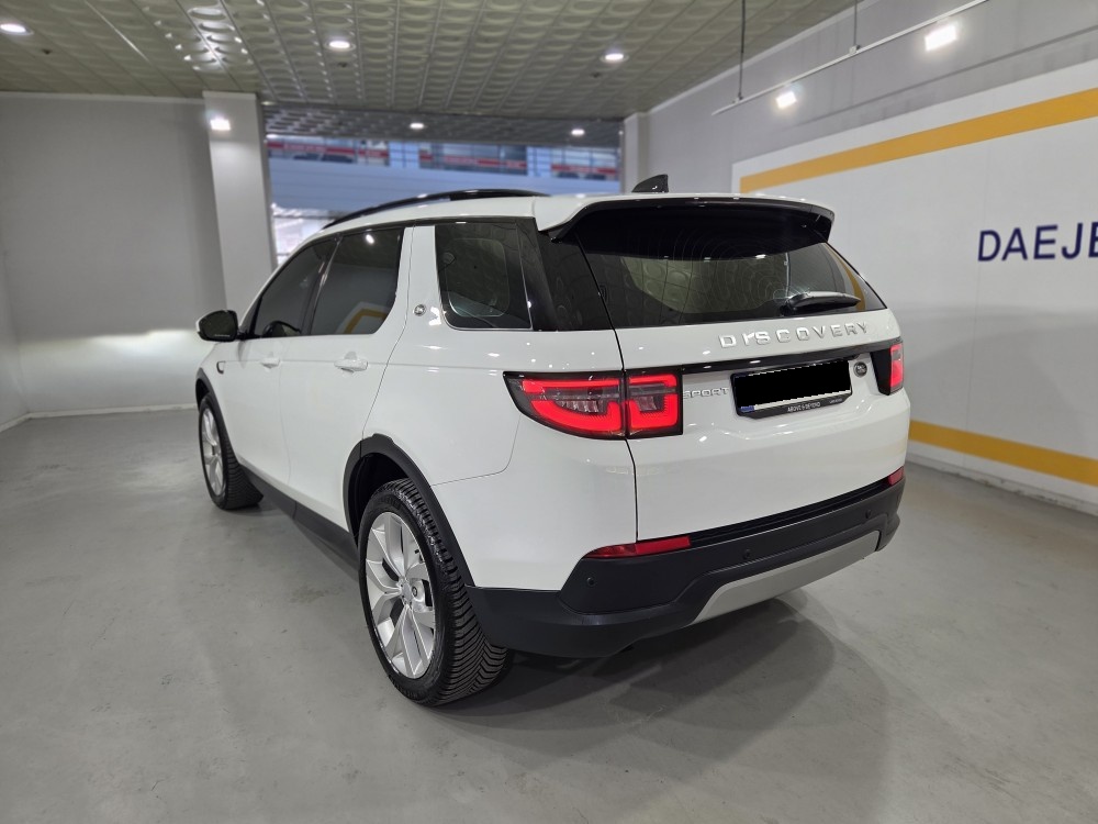 Land Rover Discovery Sport, 2022 — фото 4 из 12