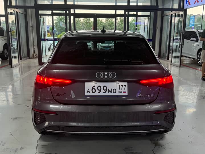 Audi A3, 2024 — фото 6 из 9