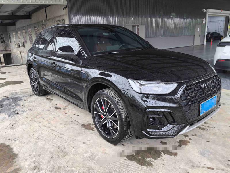Audi Q5L, 2024 — фото 2 из 8