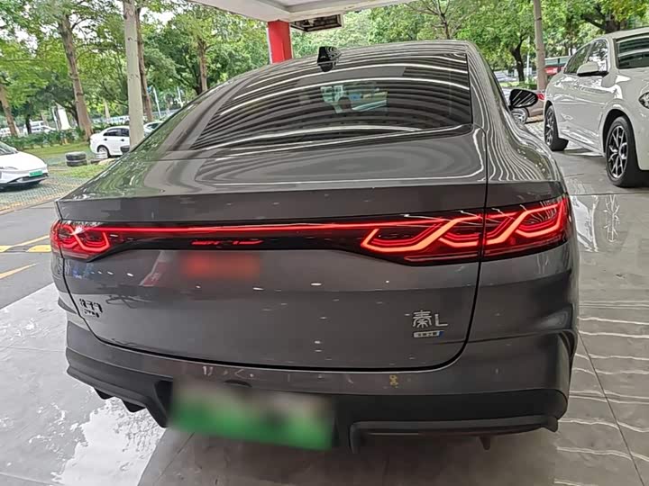 BYD Qin L, 2025 — фото 6 из 9