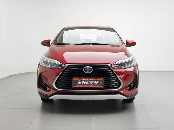 Toyota Yaris L Hatchback, 2022 — фото 3 из 9