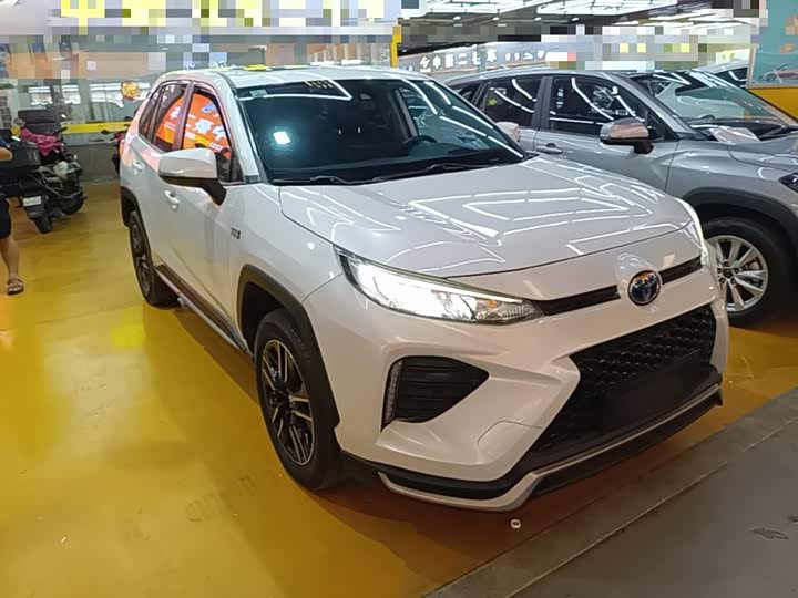 Toyota Wildlander Hybrid, 2022 — фото 4 из 9