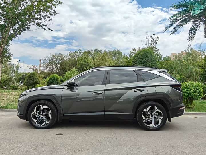 Hyundai Tucson L, 2022 — фото 9 из 9