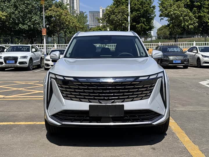 Geely Atlas L, 2024 — фото 2 из 9
