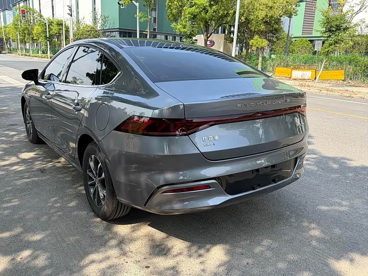BYD Qin Plus, 2024 — фото 7 из 9