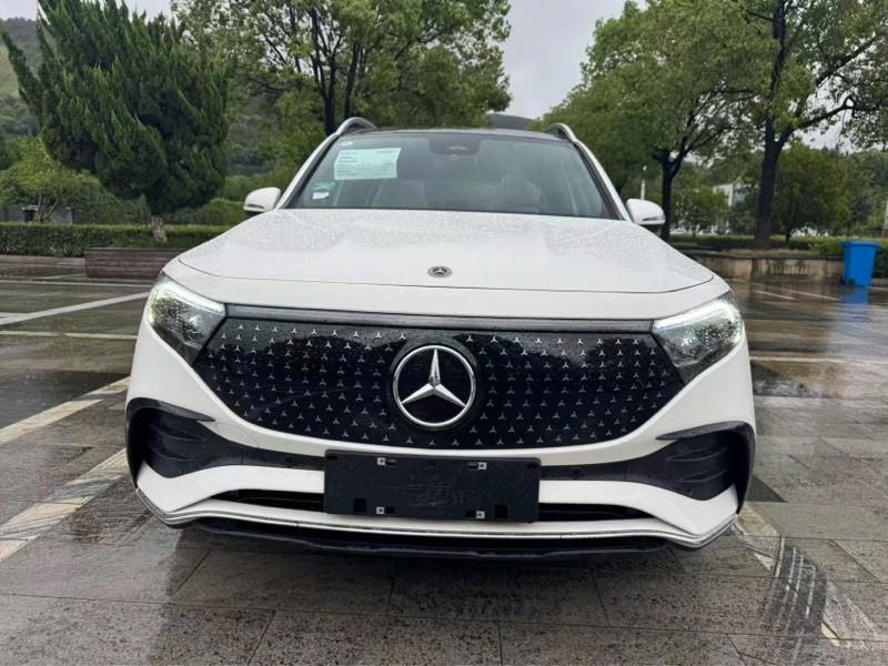 Mercedes-Benz EQB, 2026 — фото 2 из 9