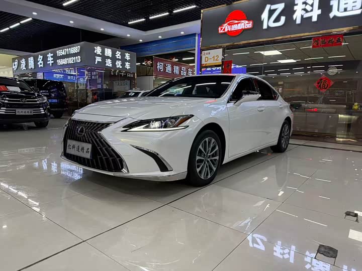 Lexus ES, 2024 — купить в Чебоксарах под ключ