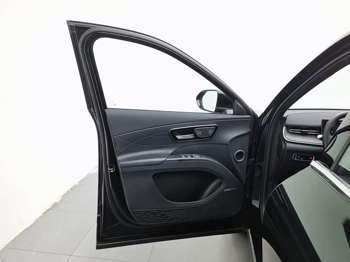 Chery Tiggo 8, 2025 — фото 8 из 9