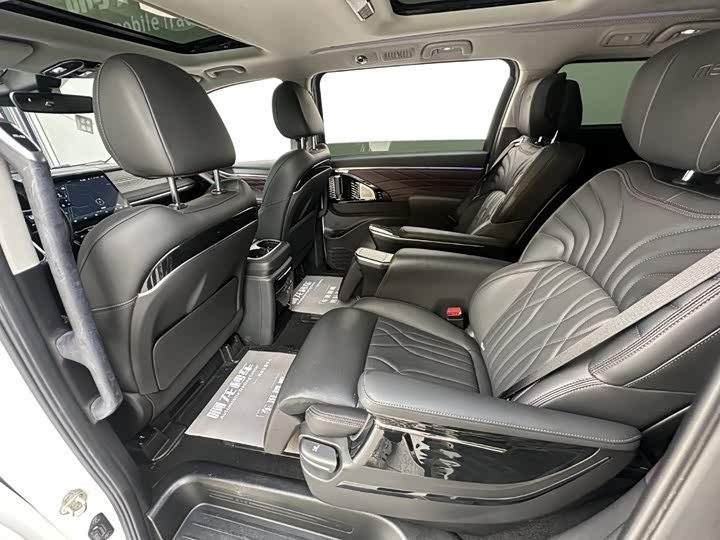 GAC Trumpchi E9, 2024 — фото 7 из 9