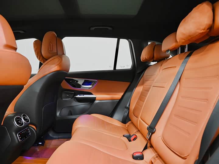 Mercedes-Benz GLC-Class, 2023 — фото 8 из 9