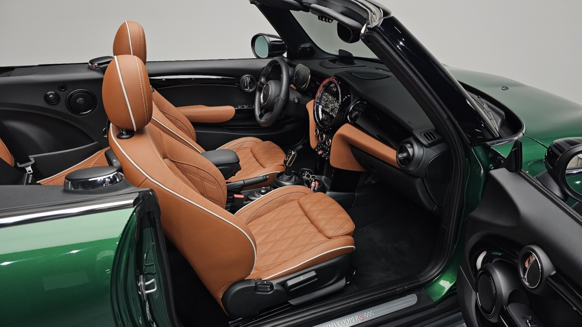 Mini Cooper Convertible, 2024 — фото 10 из 12