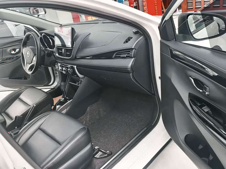 Toyota Yaris L Hatchback, 2022 — фото 9 из 9